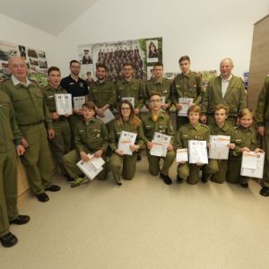 20181130-uebergabe-Abzeichen