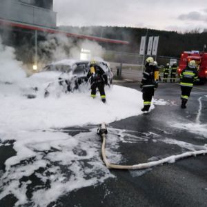 20191225-Fahrzeugbrand-B08